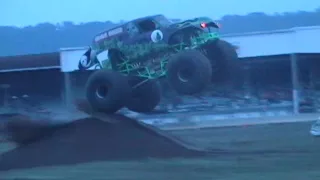 Bloomsburg Monster Truck Freestyle: The Grave Digger 8