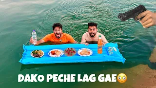 FLOATING IFTAR Karne gae DAKO PECHE LAG GAE 😳 | MISHKAT KHAN | THE FUN FIN