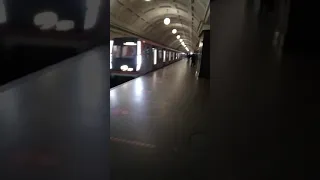 🚇 Станция Метро Красные Ворота ° Krasnie Vorota Metro Station (1st Moscow Red Line) • 크라스니예 보로타 역