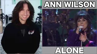 British guitarist analyses Ann Wilson's EPIC vocal on 'Alone' in 2017!