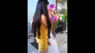 Mom surprise her daughter on her bday