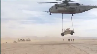 CH-53 Helicopter Air Lifting Super Heavy Military Vehicles ! German CH-53 Airlifting M777A2 Howitzer