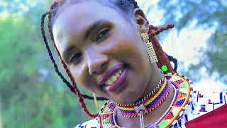 Agnes tiyo-ENE NATABAUWA (Office 4K VIDEO)