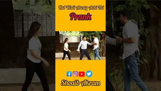 Kal Wali Aunty Zada Achi Thi Uncle Prank #shoaibakram #shortvideos #foryou #pranks #trending #viral