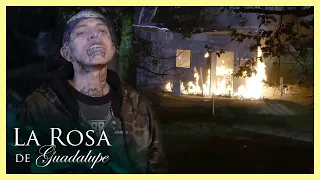 Felipe quema la casa de Misael por venganza | Es momento de amor | La Rosa de Guadalupe