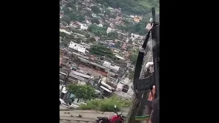 Traficante do complexo da serrinha T.C.P, quase fica sem cara, por policiais do Caveirão.