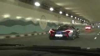 Mclaren P1 shoots Exhaust Flames