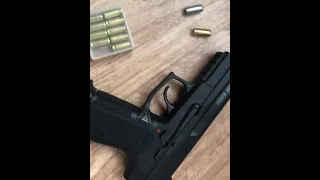 Стреляю из охолощенного пистолета Retay газовыми патронами 9 mm