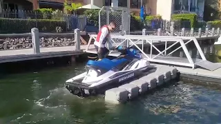 Jet Ski on and off