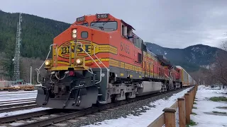 Chasing Eastbound BNSF Vehicle Train from Gold Bar to Scenic, WA 01/26/24