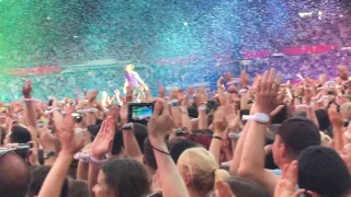 Coldplay live Vienna 2017 Colorful opening