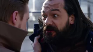 Legends of Tomorrow 1x16 : Vandal Savage Death scene the team kills Savage three times