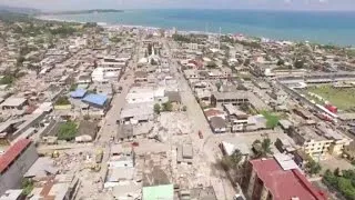 Terremoto no Equador: esperança em meio à destruição