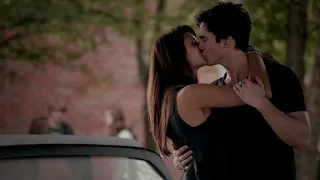 //Damon & Elena-//- Ты беспощадна