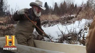 Mountain Men: TOM'S ICY WATER CANOE TEST (Season 9) | History