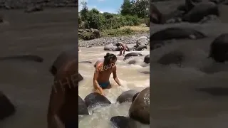 CRAB GRABS MAN BY THE BALLS