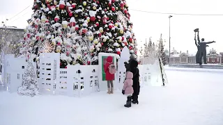 Новый год уходит с улиц: демонтаж гирлянд начали в Новосибирске