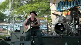 Papa Chubby - Blues Bearing Down -- 2016 Gloucester Blues Festival