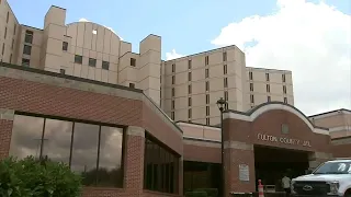 Inmate found dead inside overcrowded Fulton County Jail | WSB-TV