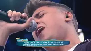 Emocionado, Felipe Araújo não segura as lágrimas em passagem do som com música de Cristiano