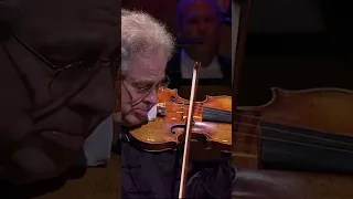 Itzhak Perlman's pulls the heart strings with the theme from Schindler's List. #short #filmscore