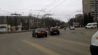 В Иванове для проезда военной колонны перекрыли движение