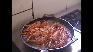 preparando lagosta alho e óleo/Nordeste/Brasil