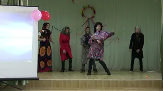 8А. Шуточный танец "Бабушки"