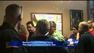 Benton County will not issue marriage licenses to gay couples