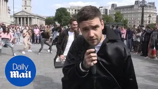 Liam Payne & DJ Zedd surprise fans busking in Trafalgar Square