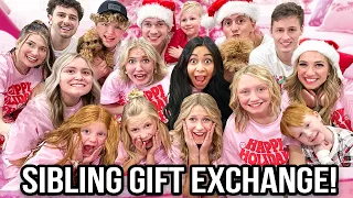 SiBLiNG GIFT EXCHANGE w/ 16 KiDS 2022!!! 🎁