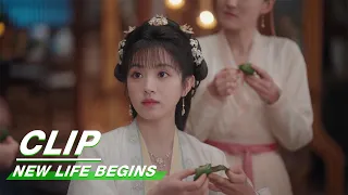 Everyone Tries to Cheer Li Wei Up | New Life Begins EP28| 卿卿日常 | iQIYI