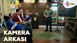 Kamera Arkası | Kim Bu Aile?