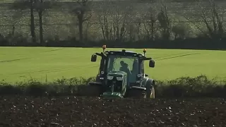 john deere 6210r ploughing