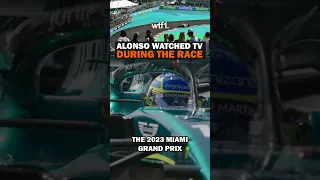 Alonso was watching TV during the 2023 Miami GP 😂