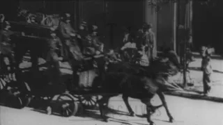 Fire Brigade Moves out, 1895 - Film 95987