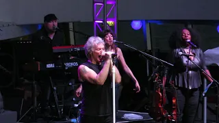 2019 04 14 Jon Bon Jovi - It's My Life