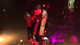 Motley Crue - Anarchy in the UK - 2015