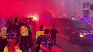 Barcelona fans welcoming team bus vs Inter Milan