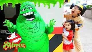 Boram and Konan Haunted House Halloween Slimer Ghost Busters