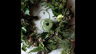 Making Your Own Christmas Wreath - A step by Step Guide