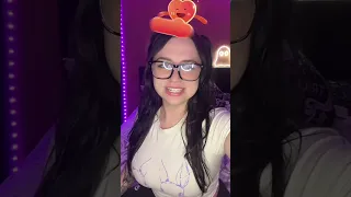 Gorgeous Ladies Periscope Live #0032 🥰 #periscope #live #pretty #beautiful #periscopelive #vlog