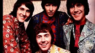 The Tremeloes - Silence is Golden - 1967 (Tradução Legenda)