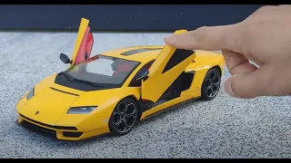 LAMBORGHINI COUNTACH LPI 800-4 RED INTERIOR Maisto 1:18 scale metal model UNBOXING