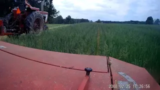 Mowing hay with the 756