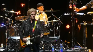 "Say It Isn't So" Daryl Hall & John Oates@Verizon Center Washignton DC 6/26/17