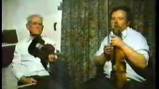 Brilliant Donegal Fiddle Duet! Con Cassidy and James Byrne, McFarley's Reel