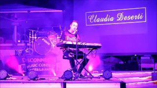 Thomas Cheval con Mad World Live al Disconnected Music Contest