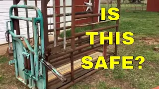 BUDGET CATTLE CHUTE AND HEADGATE