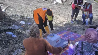 Tonga nach Vulkanausbruch und Tsunami - eine "Mondlandschaft"